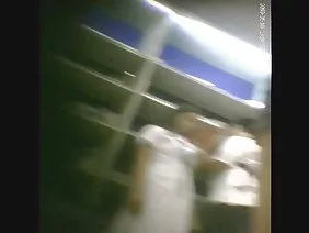 চেক প্রচণ্ড উত্তেজনা ...