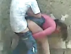 মেয়ে একটি উত্তেজিত  ...
