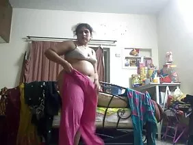 পাতলা শ্যামাঙ্গিণী দ ...