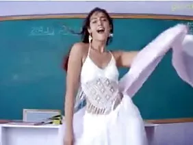 দুই গর্ভবতী উদ্বিগ্ন ...