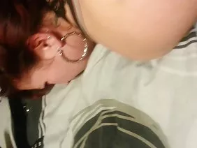 একটি বিশাল শিশ্ন সঙ্ ...