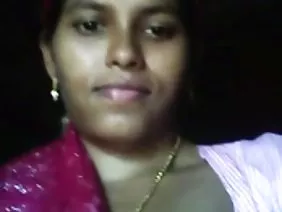 স্টকিংস মধ্যে লাল চু ...
